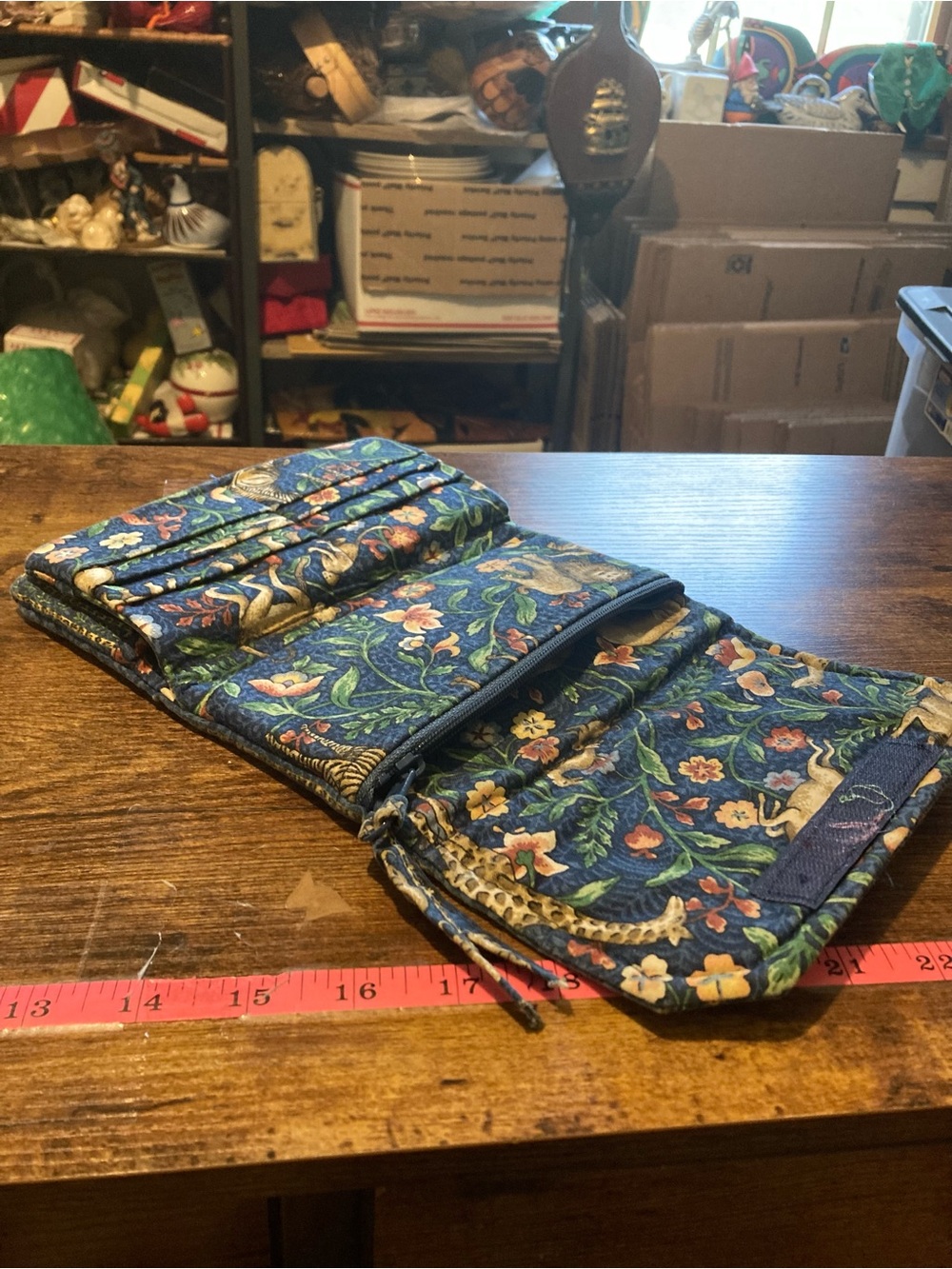 Tri-fold over wallet - Picture 7 of 9